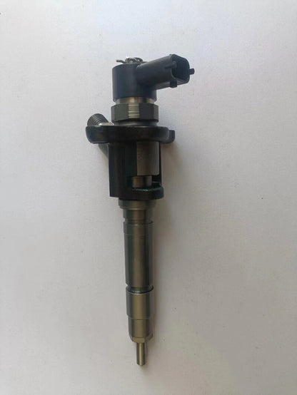 4M50 Fuel Injector for Mitsubishi Fuso FE120/FE145/FE180 (2005-2010)