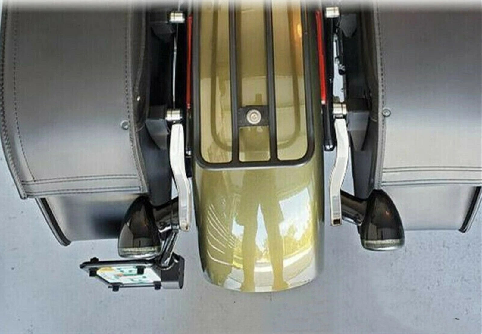 2 x Rear Turn Signal License Plate Extensions for Harley Softail (2000 ...
