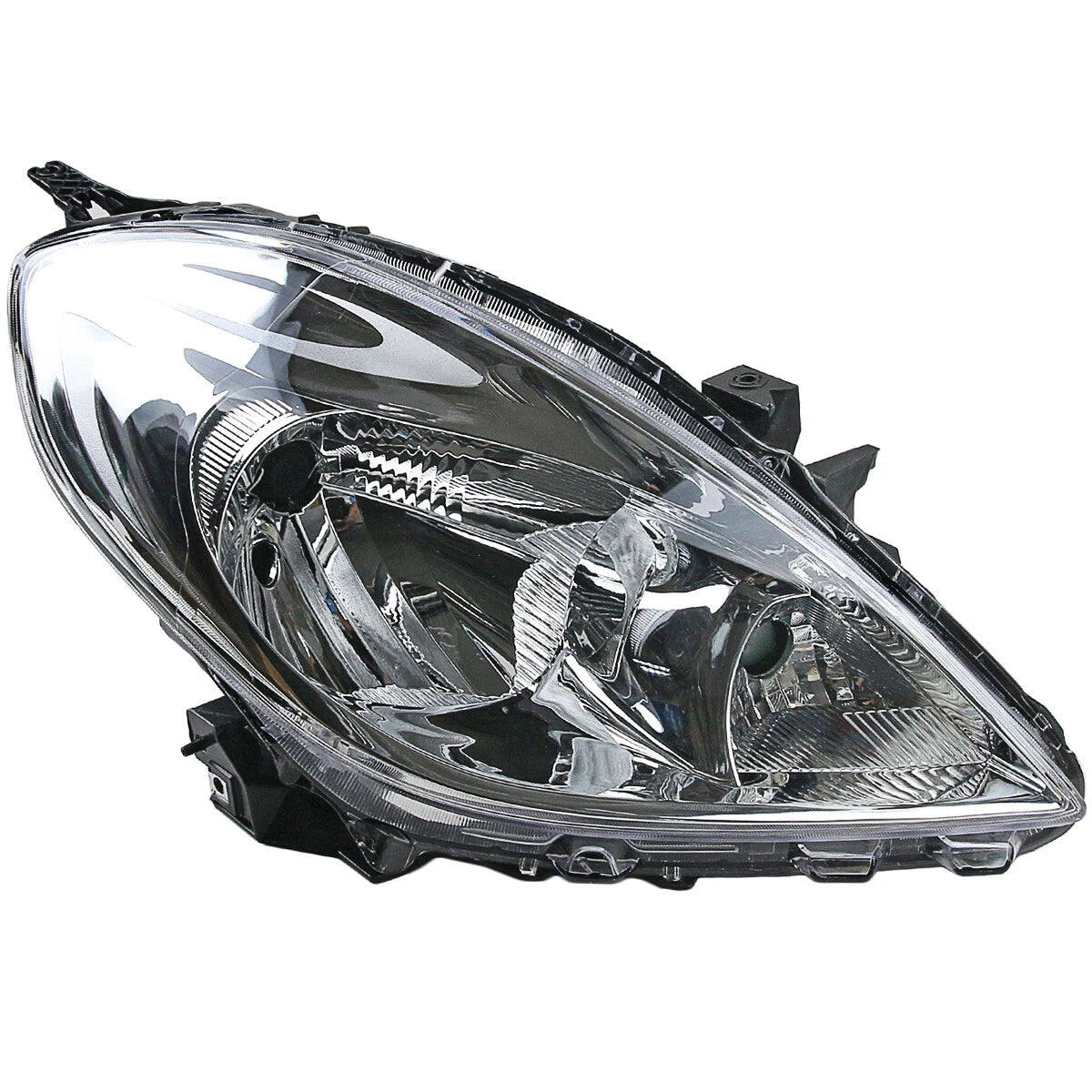 1 x Front Right Headlight for Almera N17 (2012-2014)