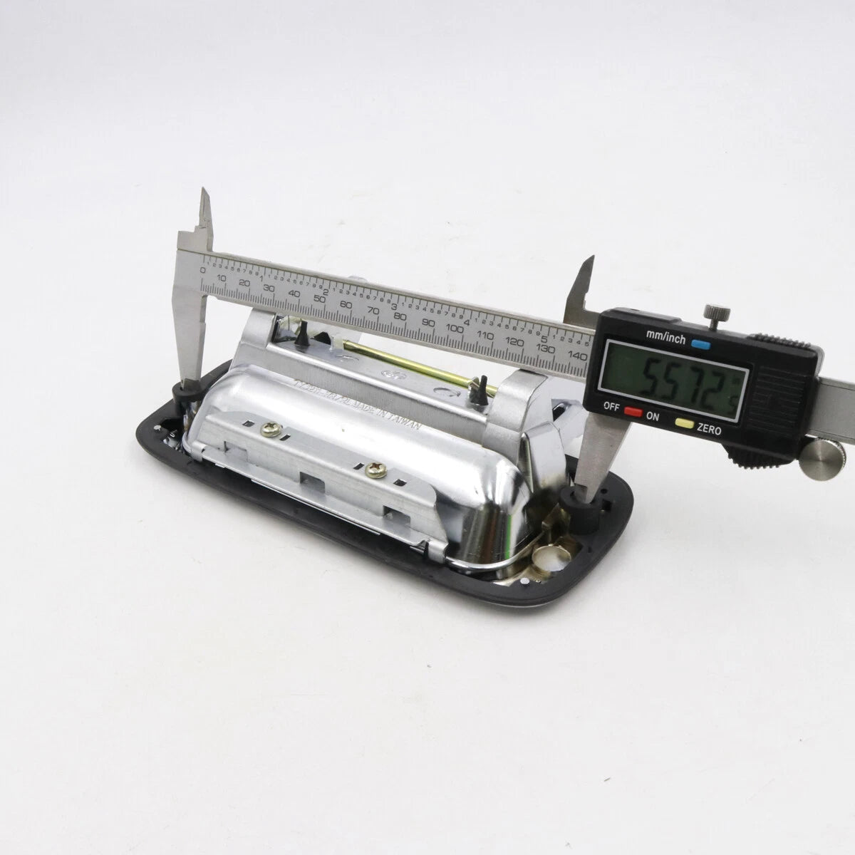 Left Door Handle for Toyota Land Cruiser 80 Series FJ80 HDJ80 FZJ80 1990-2006