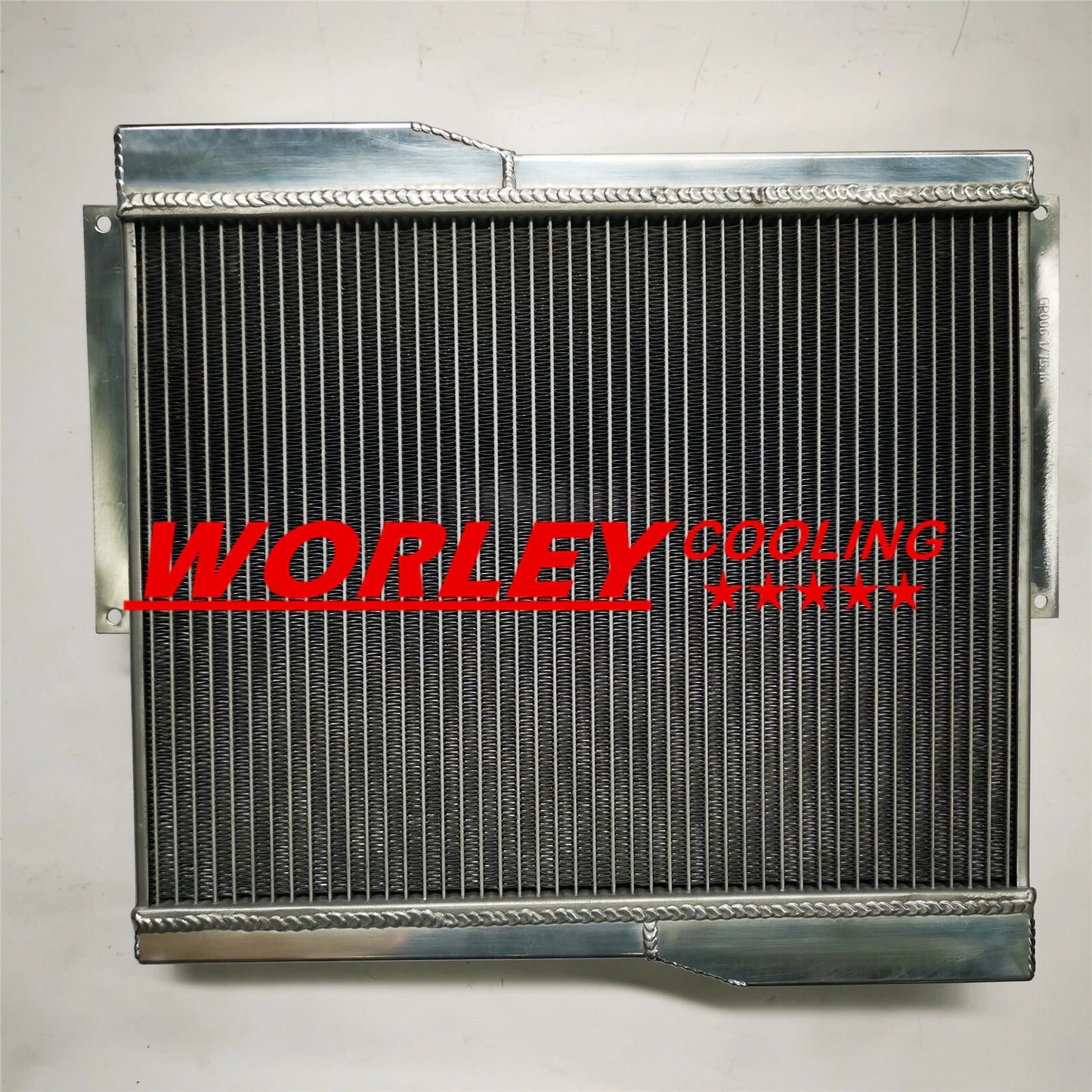 Aluminum Radiator + Black Hose for MG MGB GT/ROADSTER (1977-1980)