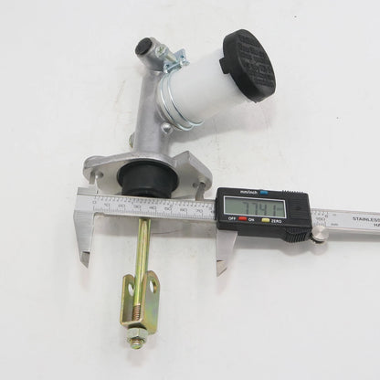 Clutch Master Cylinder for Nissan Datsun D21 Navara 1986-1997