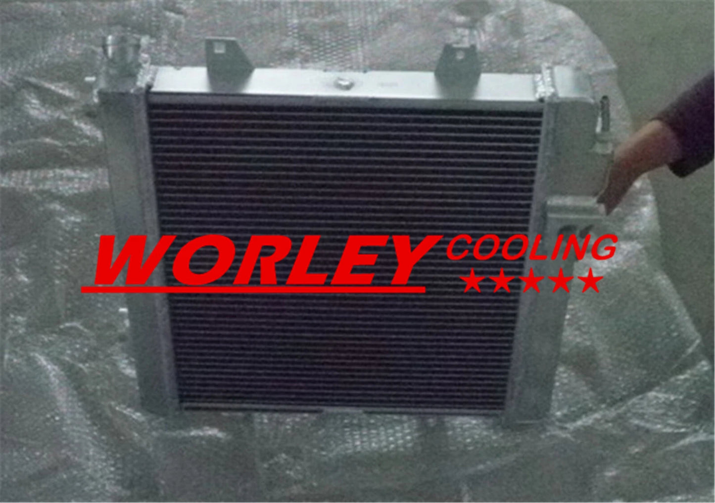 Aluminum Radiator for BMW E30 M3 2.3L, 320is (1986-1993)