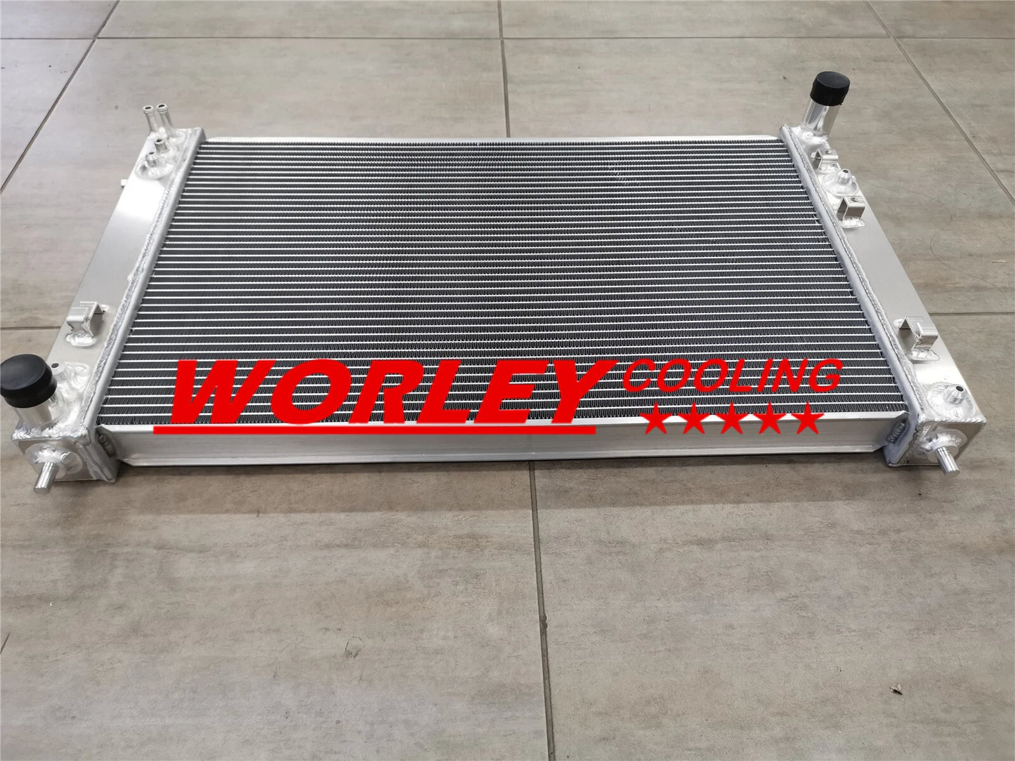 Aluminum Radiator + Blue Hose for Holden VT VX VU HSV Commodore V8 (1997-2007)