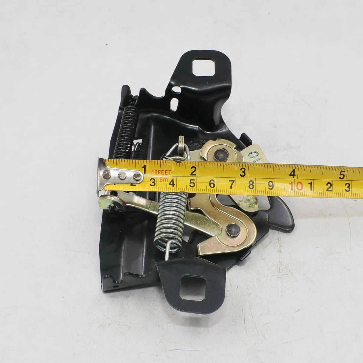 Bonnet Latch Striker for Toyota Stout 1960-1989