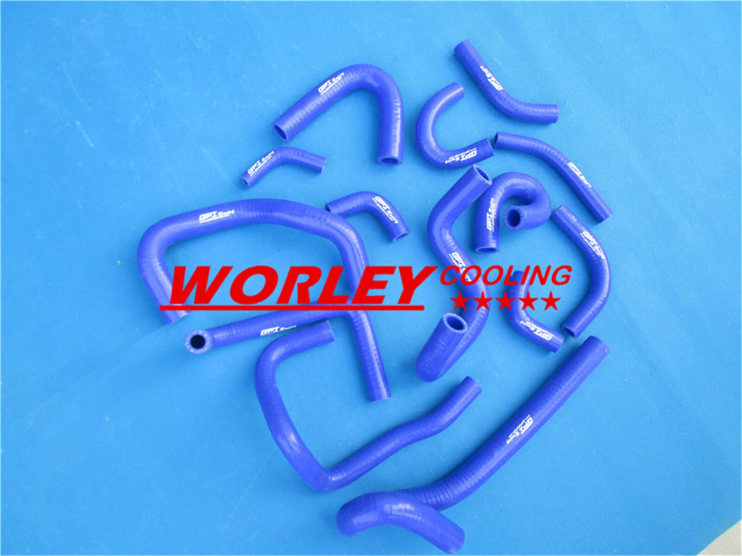 Aluminum Radiator + Blue Hose for Nissan R33 R34 GT GTT GTR (1995-2002)