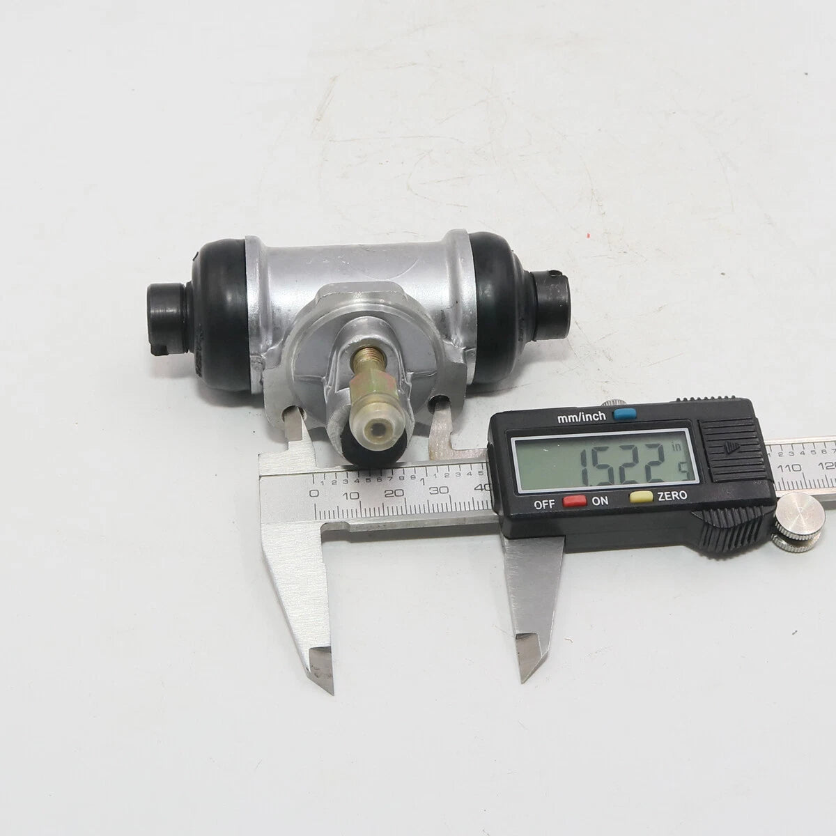 15/16 Rear Brake Cylinder for Nissan Big-M Navara D21 SD25 1986-1997