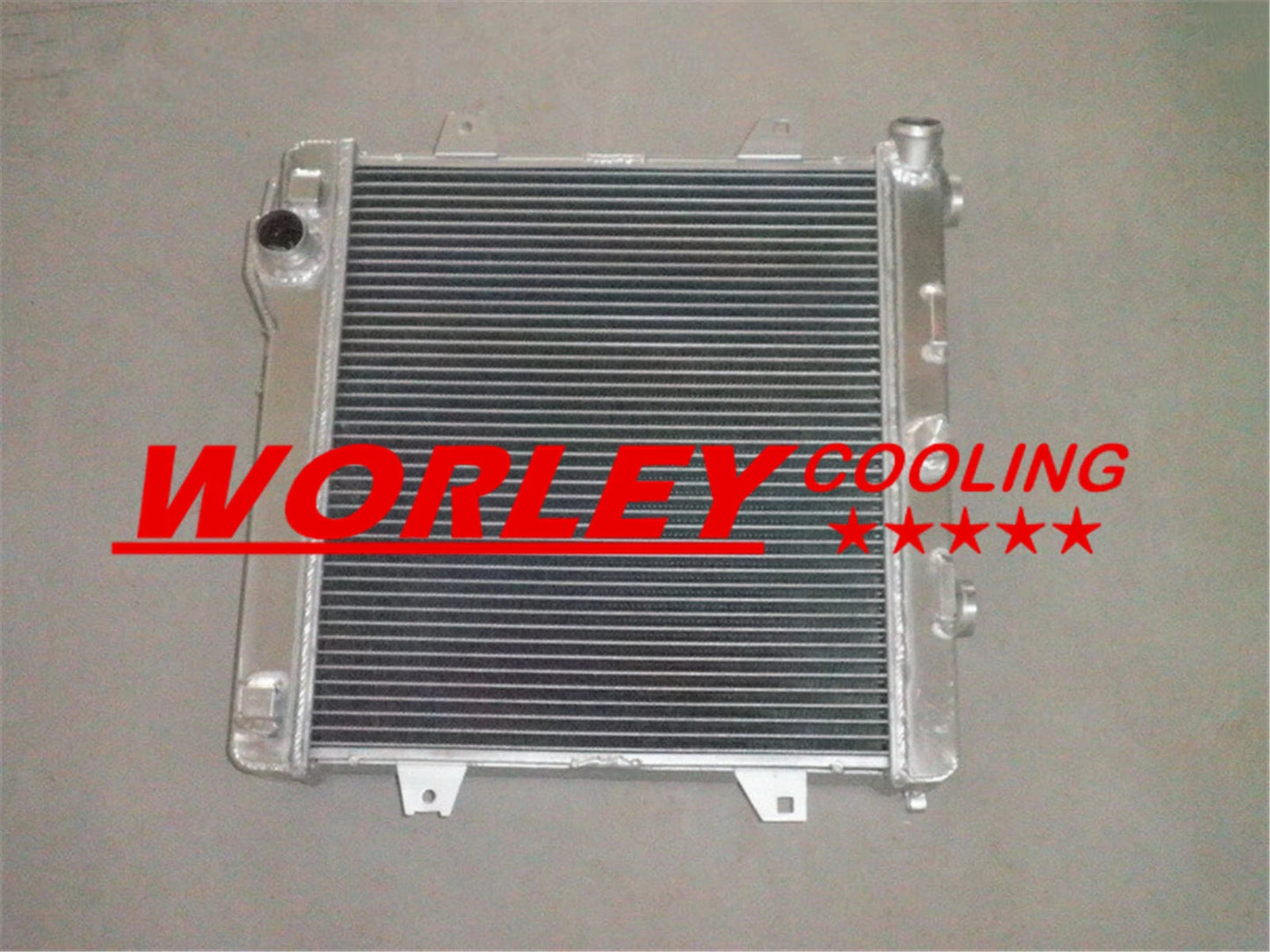 Aluminum Radiator for BMW E30 M3 2.3L, 320is (1986-1993)