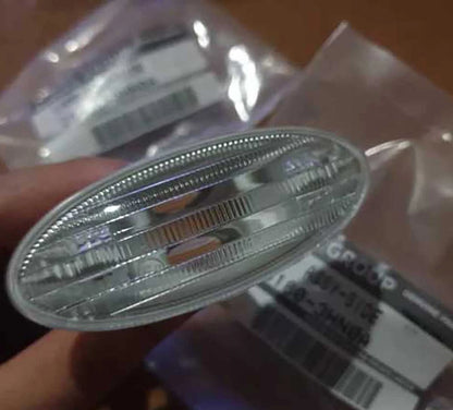 1 x Side Flasher Light for Nissan Versa, Sunny, Frontier, Juke, Micra