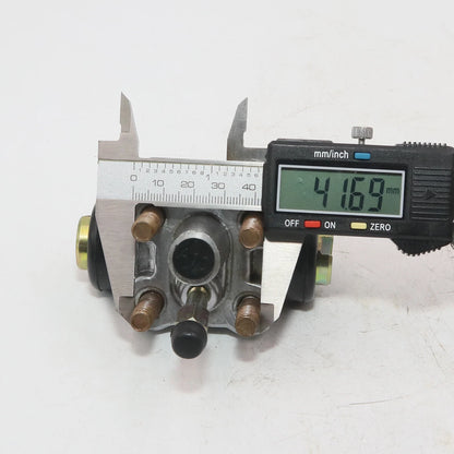 5/8" Rear Wheel Brake Cylinder for Nissan 720 SD22 SD23 Z20 Z24 1979-1986
