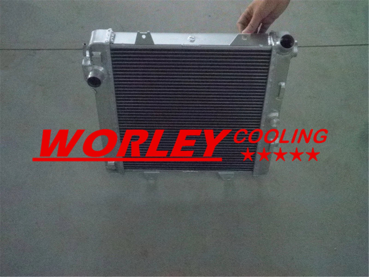 Aluminum Radiator for BMW E30 M3 2.3L, 320is (1986-1993)