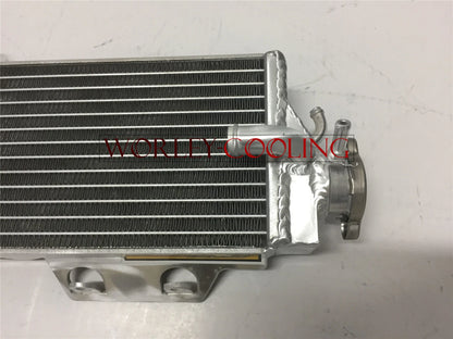 Aluminum Radiator + 2 x Silicone Hoses for Honda CR250 CR250R (2005-2007)